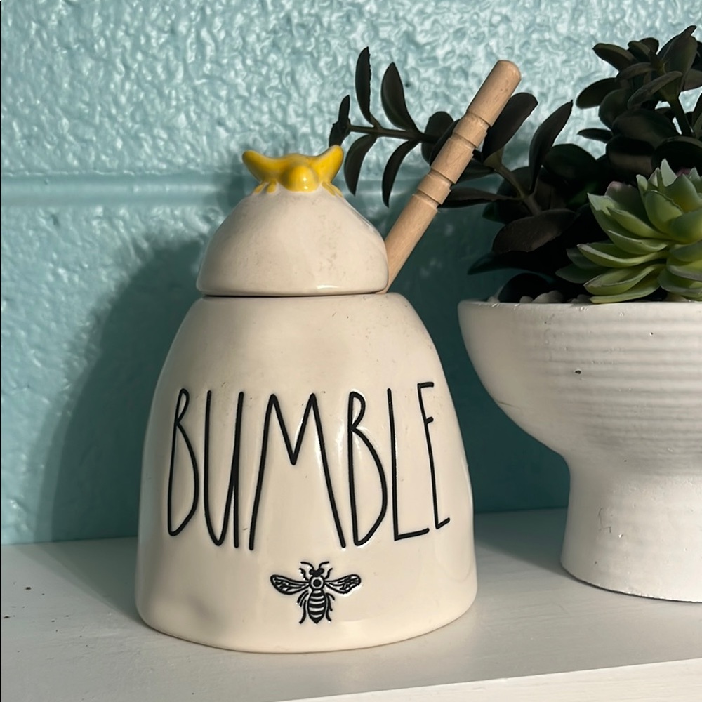 Bumble Bee Honey Jar with Dipper